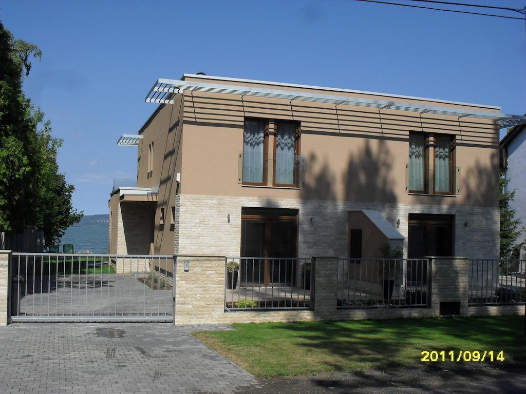 Aba Sea House Vila Balatonszarszo Exterior foto